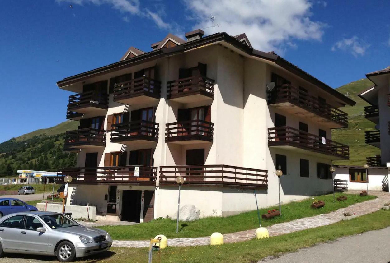 Апартаменты Monolocale A Passo Tonale Пассо-дель-Тонале Экстерьер фото
